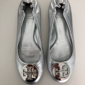 Tory Burch Shoes - Tory Burch Silver Flats Tory Burch Shoes - Tory Burch Silver Flats